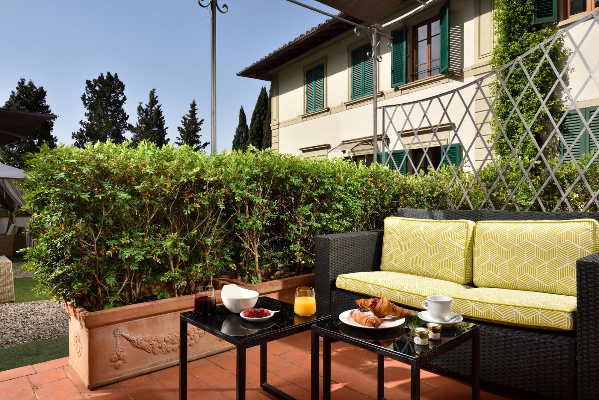 Deluxe con patio privato e vista sulla città